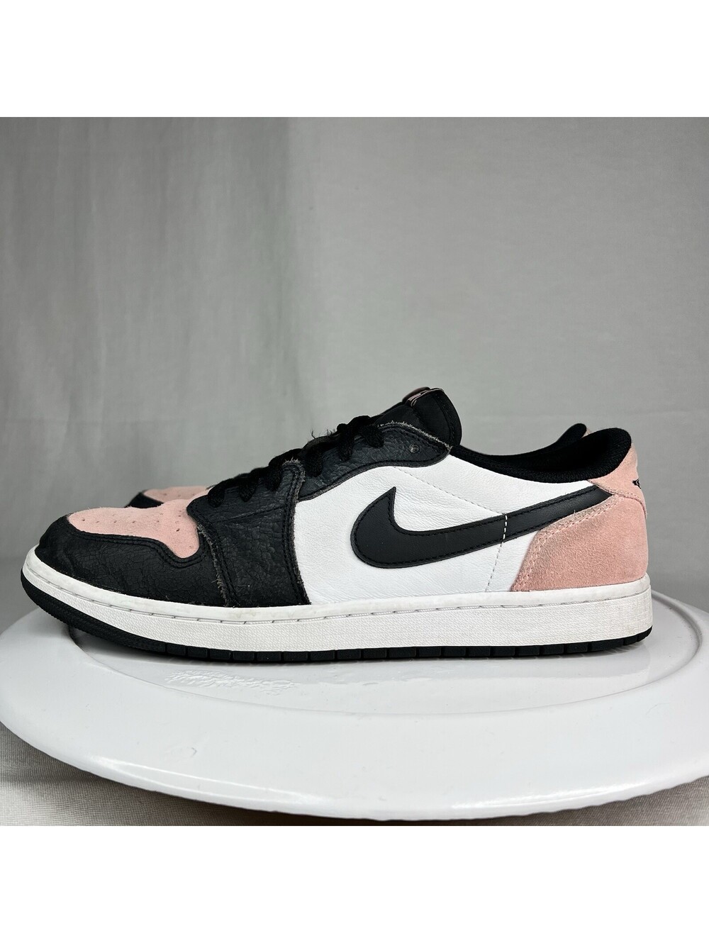 Jordan 1 Low OG Bleached Coral Men’s Size 11.5